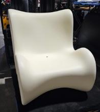 Doux Lounge Chair White