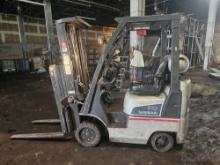 Nissan 30 Propane Forklift - Fully Operational (small leak)