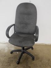 Executive Rolling Chair