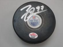 Connor McDavid of the Edmonton Oilers signed autographed hockey puck PAAS COA 406
