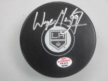 Wayne Gretzky of the LA Kings signed autographed hockey puck PAAS COA 436