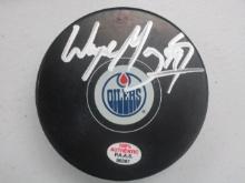 Wayne Gretzky of the Edmonton Oilers signed autographed hockey puck PAAS COA 397
