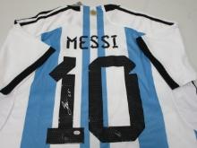 Leo Messi of the Argentina signed autographed soccer jersey PAAS COA 826