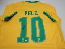 Pele of Brasil signed autographed soccer jersey PAAS COA 543