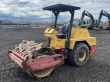 2004 Dyna Pac CA121 Pad Foot Compactor