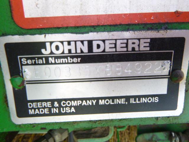 John Deere 335 Round Baler (QEA 4074)
