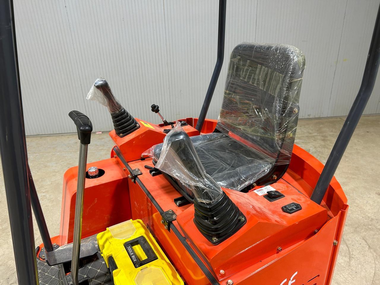AGROTK H15 Mini Excavator