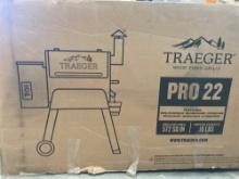 Traeger Pro Series 22 Pellet Grill in Bronze*IN BOX*PREVIOUSLY OWNED*
