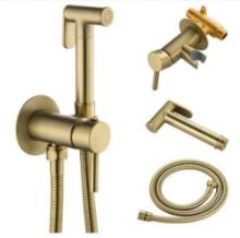 Single-Handle Bidet Faucet with Handle Wall Mount Bidet Sprayer in Brushed Gold