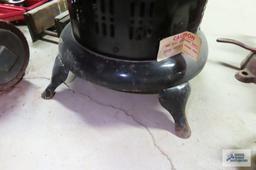 vintage Perfection number 525M kerosene heater