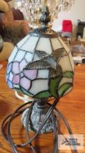 Leaded glass style bird lamp