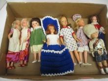 Miscellaneous Dolls Grouping