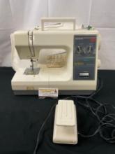22 Stitch Kenmore Sewing Machine, Pedal & Cable w/ Cover