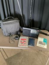 Vintage Sangean ATS 818 Radio W/ Manuals & Carrying Case - See pics