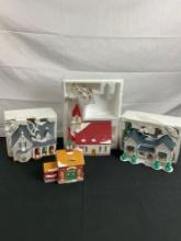 3x Department 56 Snow Village Christmas Scenes incl.Grandmas Cottage, Gothic Farmhouse,