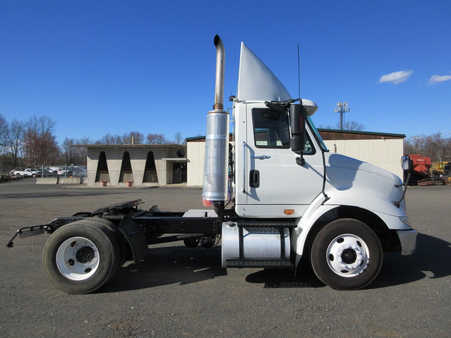 2013 International 8600 S/A Tractor
