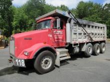 2005 Kenworth T800 Tri/A Dump Truck