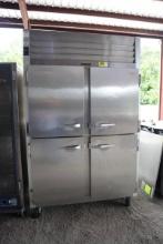 Traulsen G20000 4-Door Reach-In Refrigerator