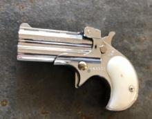 DAVIS INDUSTRIES O/U CHROME DERRINGER .22 LR