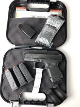 GLOCK 26 GEN 5 PISTOL 9MM LIKE NEW w/CASE & 5 MAGS