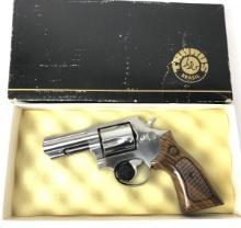 TAURUS M431 SS REVOLVER .44 SPL. LIKE NEW UNFIRED!