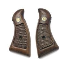 VINTAGE S&W WOOD GRIPS - PRE MODEL 10??