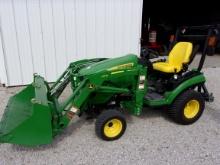 Jd 1025 R Utility Tractor