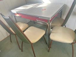 Granite Chrome Table & Chairs