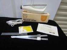 Hamilton Beach Scovill Electric Knife Model 300