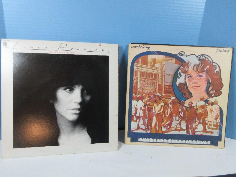 20+ Vinyl Records- Elton John, Paul Simon, Simon & Garfunkel, Sonny & Cher, etc. See Pics