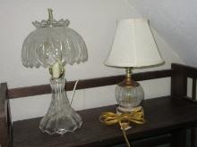 Lead Crystal 16" Lamp w/Frosted Flowers Foliage Wreath Relief Pattern & Crackle Sphere Font
