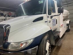 2005 International  4300 Water Truck