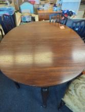 French Style Mahogany Wood Extension Dining Table with 6 Chairs, (Table) Measure Approximately 61 in