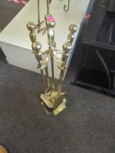 Heavy Brass 4-Piece Fireplace Set Polished Brass, In Great Condition What you see in photos is what