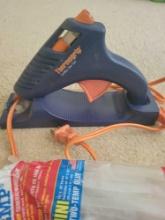 Rechargeable Glue Gun $5 STS