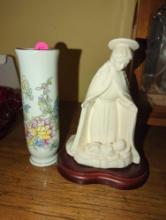 (MBR) LOT OF 2 ITEMS TO INCLUDE, RELIGIOUS WHITE CERAMIC FIGURE VIRGIN MARY KNEELING BABY JESUS MI