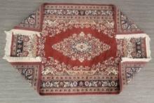 MIDDLE EASTERN TRADITIONAL STYLE RUG