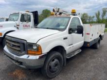 2001 FORD F550 SERVICE TRUCK VN;1FDAF56F21EC:67250 powered by V8 Powerstroke diesel engine, equipped