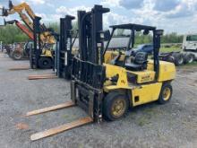 HYSTER 90XXL25 FORKLIFT SN:13871W powered by diesel engine, equipped with OROPS, 9,000lb lift