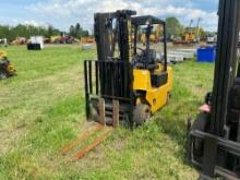 HYSTER 50XL FORKLIFT powered by LP engine, equipped with OROPS, 5,000lb lift capacity, 16ft. Reach
