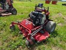 FERRIS SRSZ3 COMMERCIAL MOWER SN:2017941888 powered by gas engine, equipped with 61in. Cutting deck,