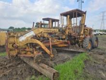 GALION A550 MOTOR GRADER SN:IC-09555 powered by diesel engine, equipped with EROPS (no glass), 12ft.