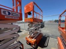 2018 SNORKEL S3219E SCISSOR LIFT SN:S3219E-11-180200255 electric powered, equipped with 19ft.