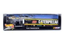 Caterpillar Racing Truck - #22 - 1:64