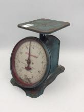 Vintage Winchester Scale (8 Inches Tall)
