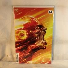 Collector Modern DC Comics Variant Cover The Flash Comic Book NO.49