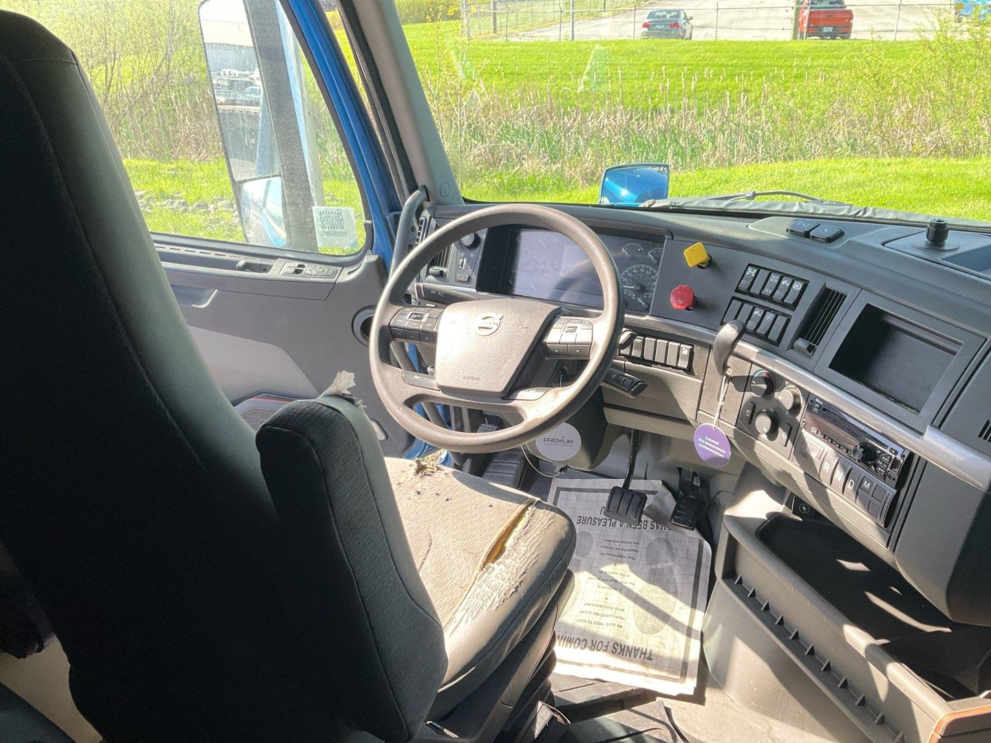 2019 VOLVO VNL64T760 Serial Number: 4V4NC9EHXKN221440