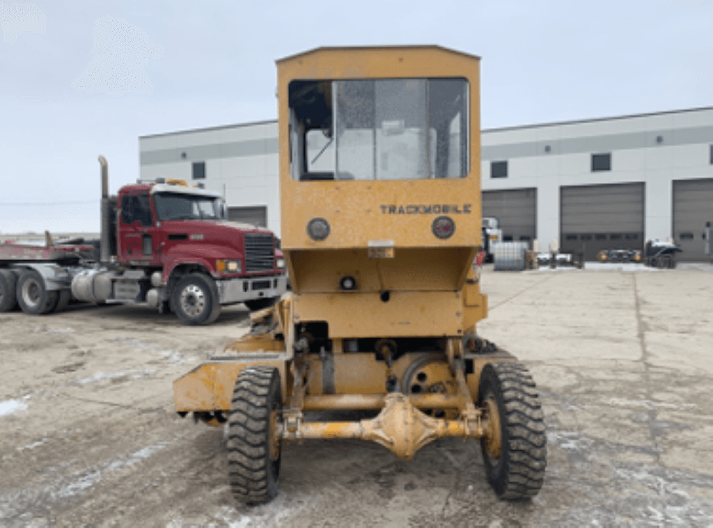 TRACKMOBILE 1800TM TRACKMOBILE, 1,928 shown hours,  4-53 SERIES DETROIT DIE