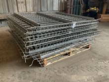 PALLET OF WIRE GRATES FOR RACKING
