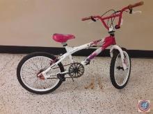 Freestyle 20-in girls Kent trouble bike model number GS12027